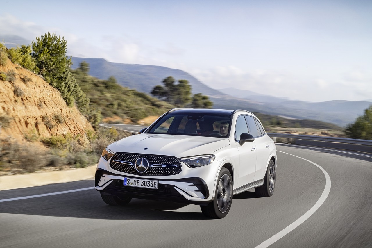 Ra mắt Mercedes Benz GLC hoàn toàn mới