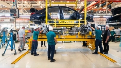 Nhà máy Mercedes-Benz Việt Nam nâng cấp thêm 6 công nghệ lắp ráp tiên tiến