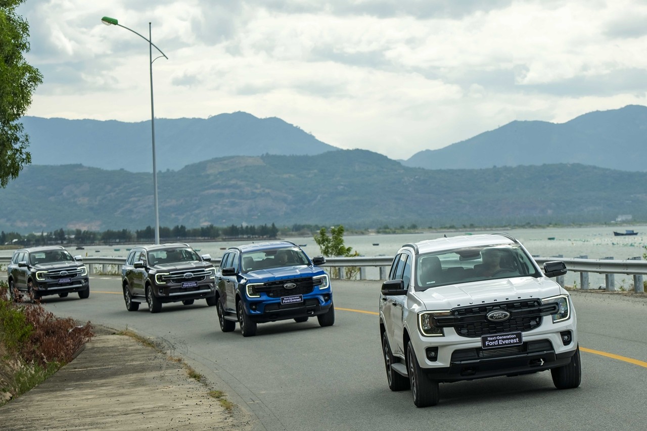 Cảm giác lái Ford Everest 2022 như thế nào?