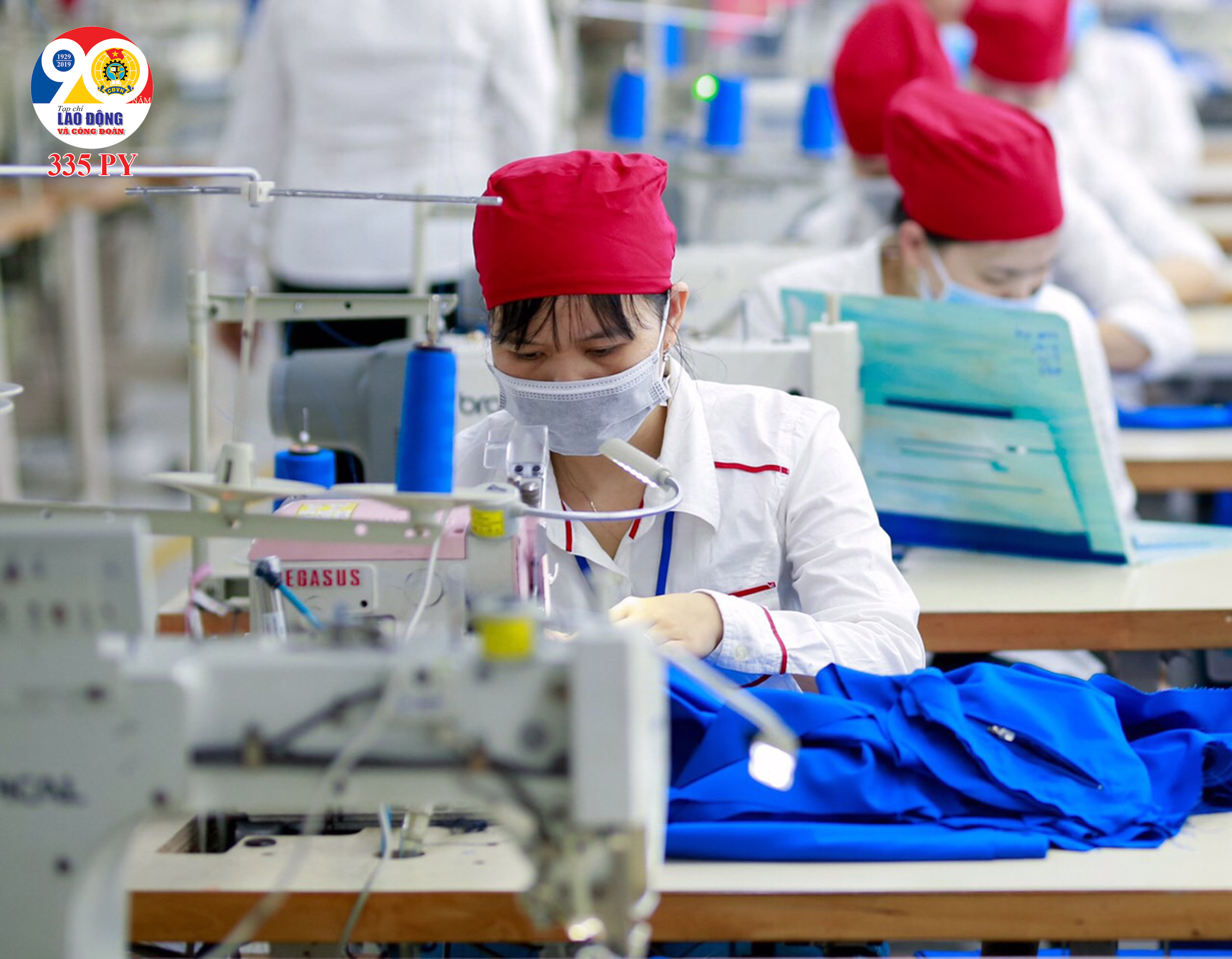 Nữ công nhân may Công ty CP An Hưng –Phú Yên