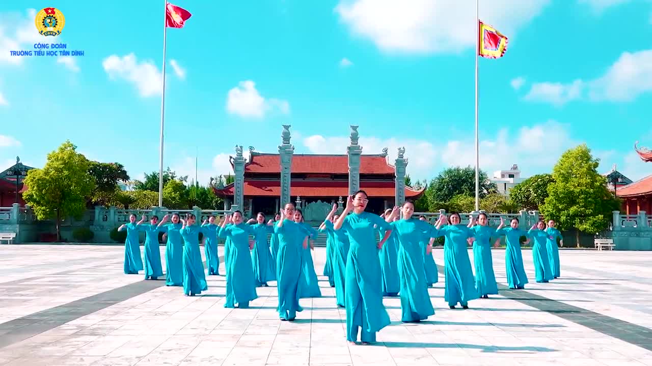 Video bài tập thể dục giành giải Nhất toàn quốc của Trường Tiểu học Tân Dĩnh